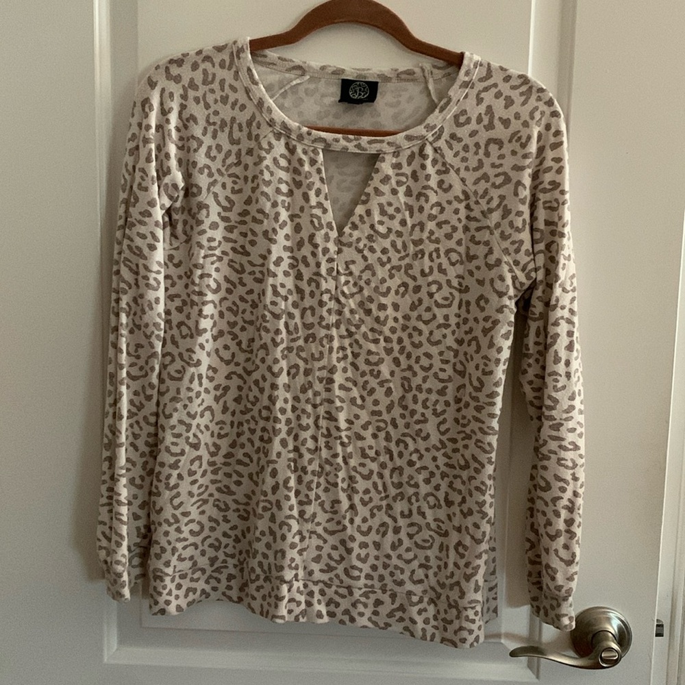 Bobeau Leopard Top